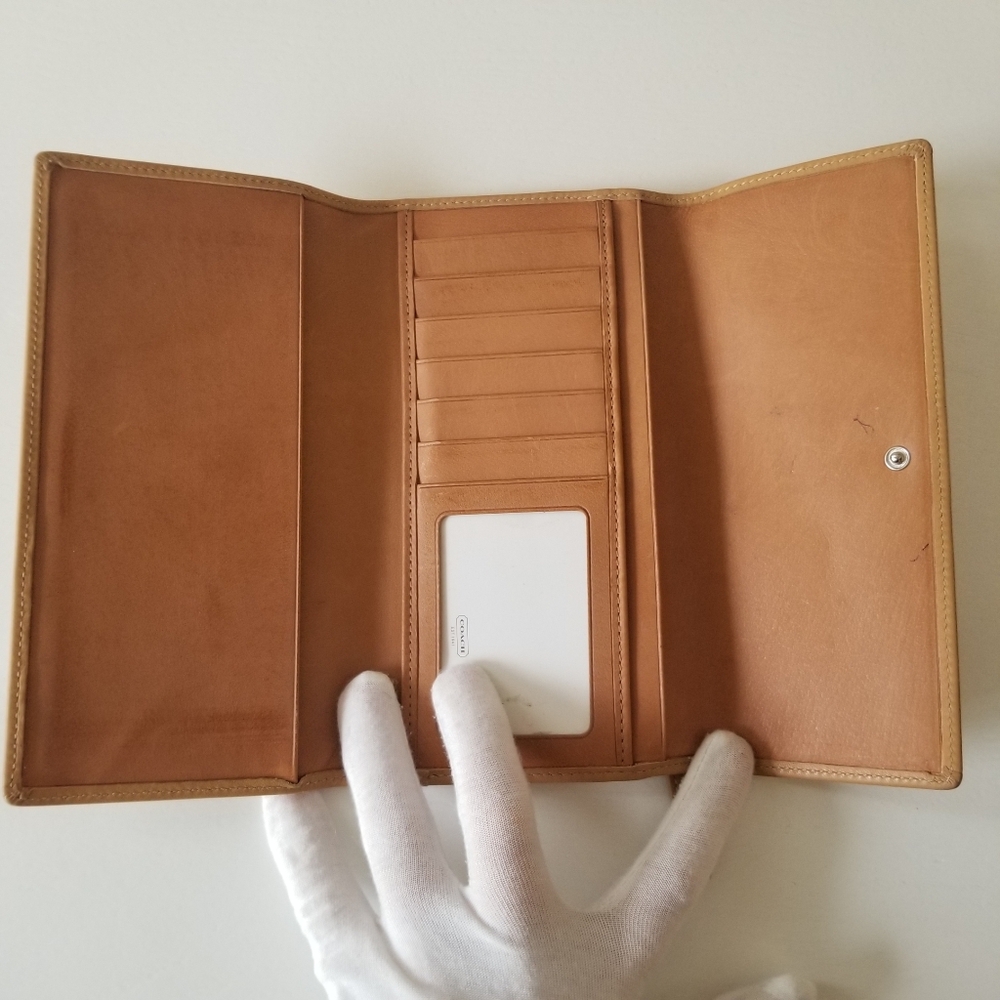 Vintage Coach Legacy Leather Tri-Fold Wallet Signature C Lining - Picture 6 of 16
